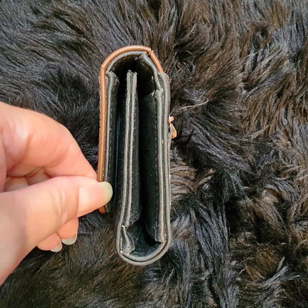 Vintage Liz Claiborne Trifold Wallet Black with Brown Trim